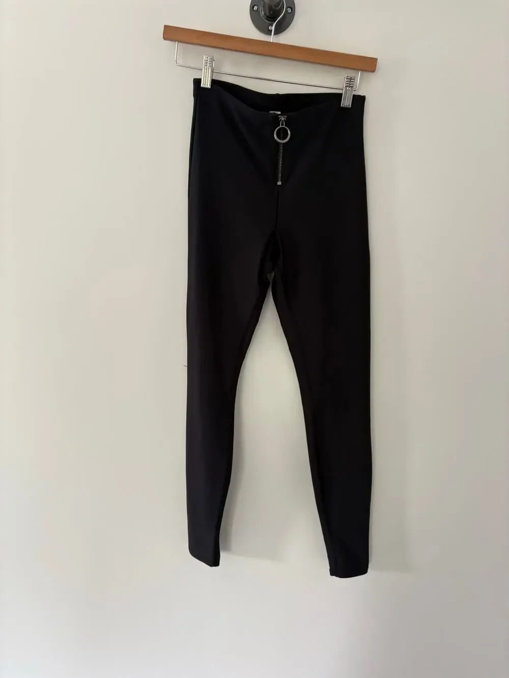Alo Yoga Front Zip Leggings Size S